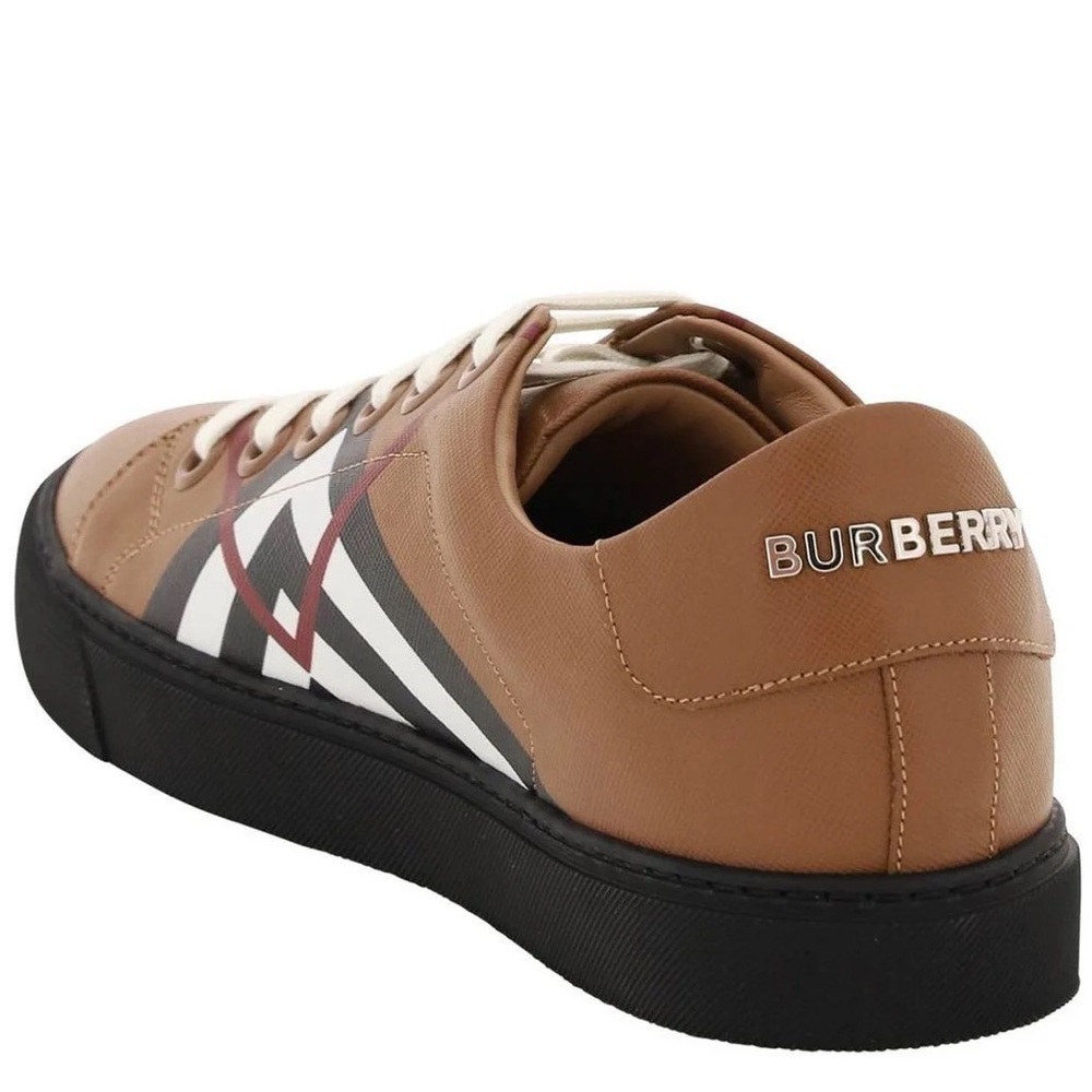New Season Burberry Checked monogram logo Low-Top Sneakers NWB - Picture 2 of 5